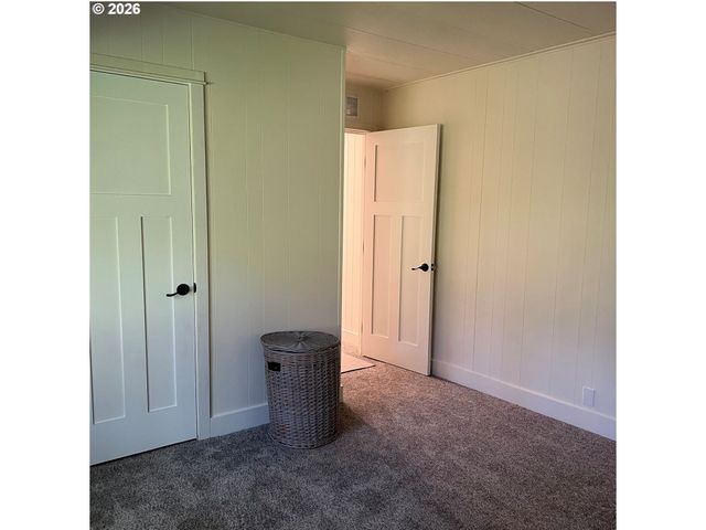 27256 CLEAR LAKE Rd, Eugene, OR 97402