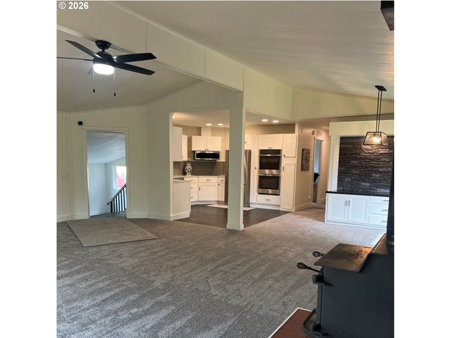 27256 CLEAR LAKE Rd, Eugene, OR 97402