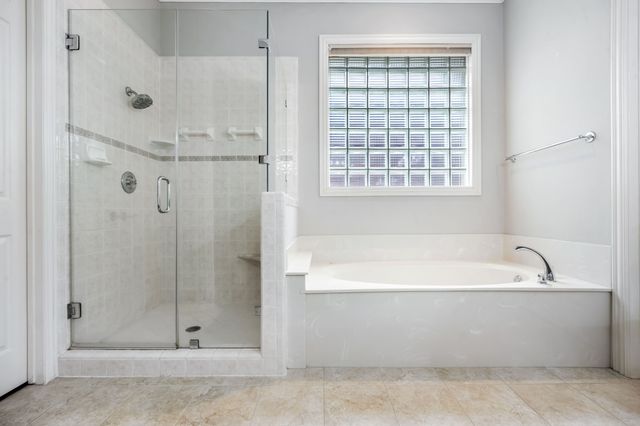 1210 Creekwood Drive, Garland, TX 75044