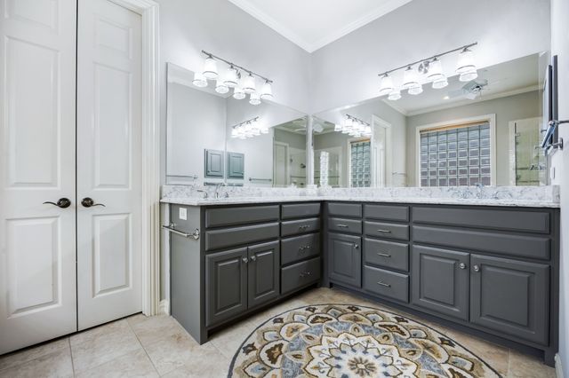 1210 Creekwood Drive, Garland, TX 75044