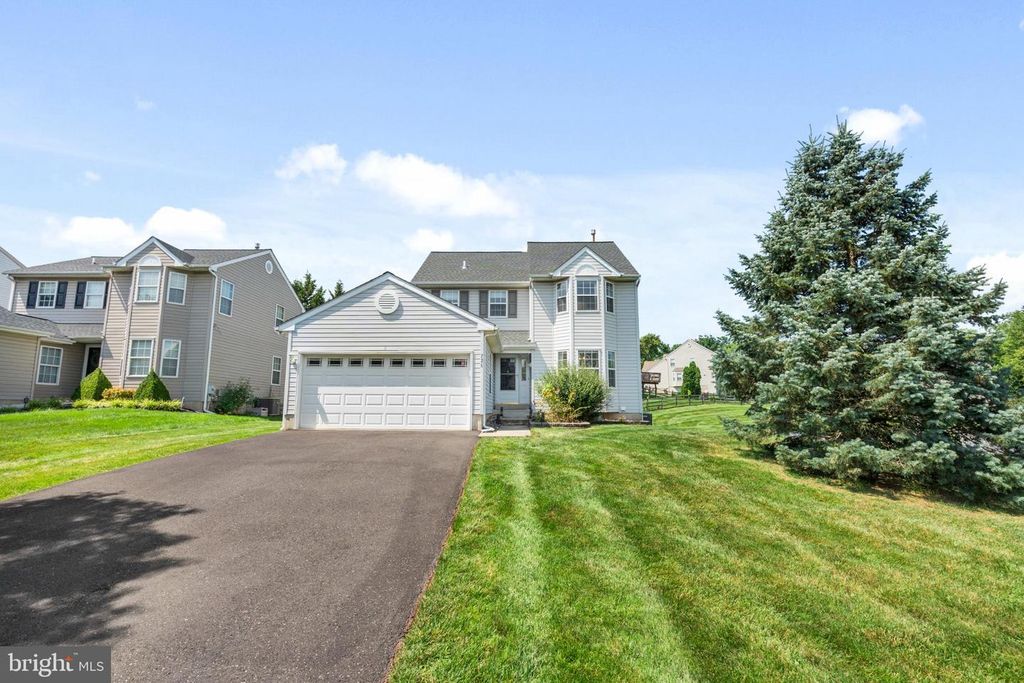 726 QUEEN RD, Collegeville, PA 19426