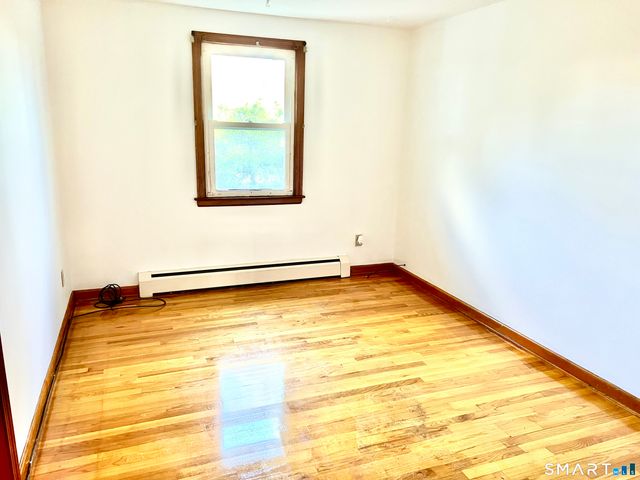 118 Berkshire Drive, Bristol, CT 06010