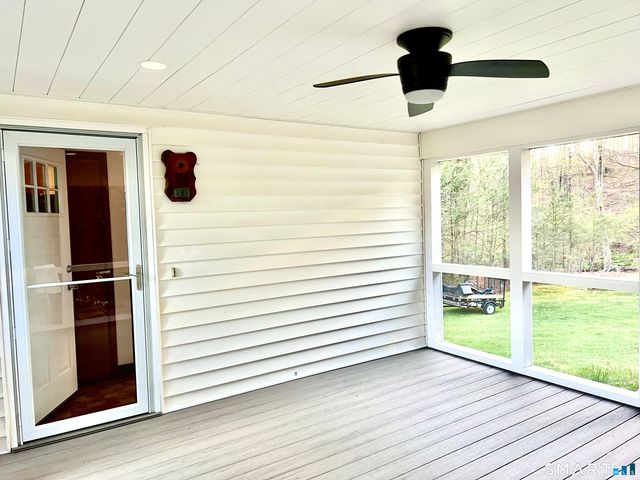 118 Berkshire Drive, Bristol, CT 06010