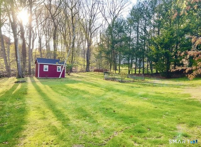 118 Berkshire Drive, Bristol, CT 06010