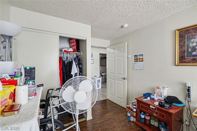 1905 South 17th Street, Las Vegas, NV 89104