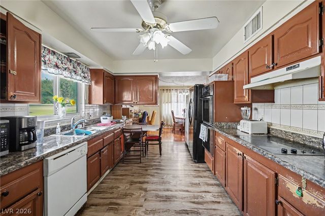 1905 South 17th Street, Las Vegas, NV 89104