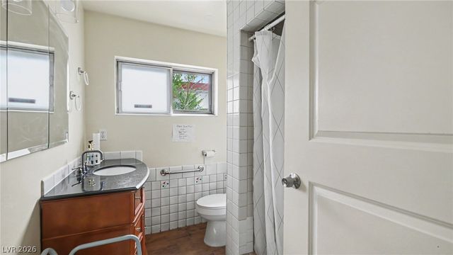 1905 South 17th Street, Las Vegas, NV 89104