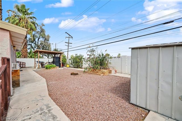 1905 South 17th Street, Las Vegas, NV 89104
