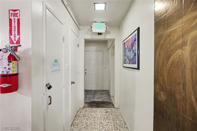 1905 South 17th Street, Las Vegas, NV 89104