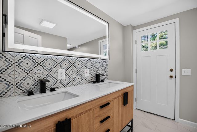 517 Alfred Road, Toms River, NJ 08757