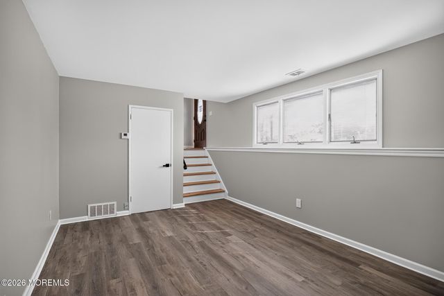 517 Alfred Road, Toms River, NJ 08757