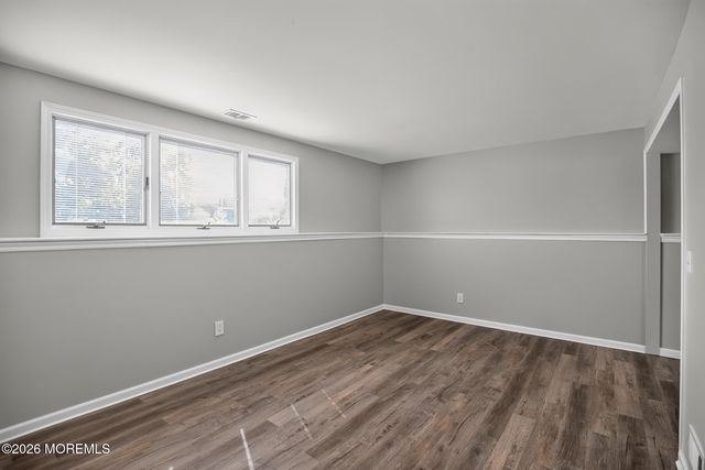 517 Alfred Road, Toms River, NJ 08757