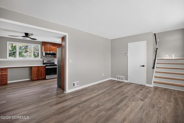 517 Alfred Road, Toms River, NJ 08757