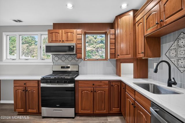 517 Alfred Road, Toms River, NJ 08757