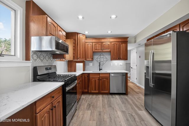 517 Alfred Road, Toms River, NJ 08757