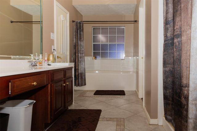 2308 Winecup Lane, League City, TX 77573