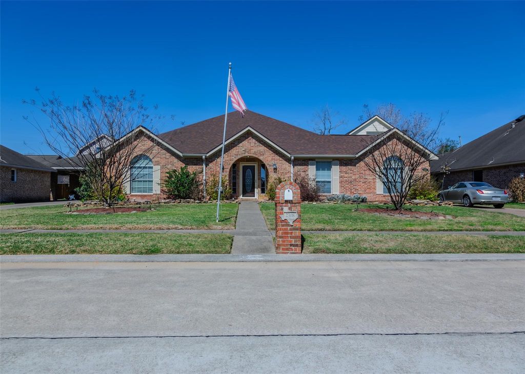 2308 Winecup Lane, League City, TX 77573