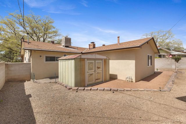 3112 Riviera Place NE, Albuquerque, NM 87111