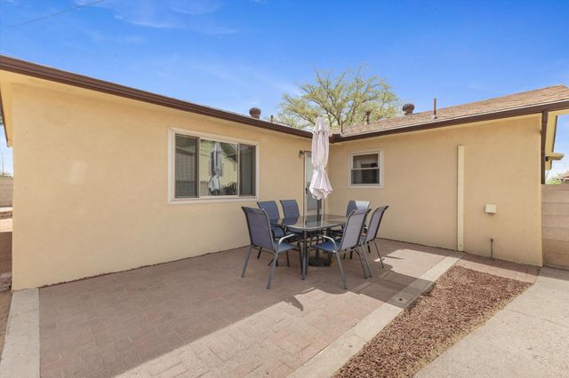 3112 Riviera Place NE, Albuquerque, NM 87111