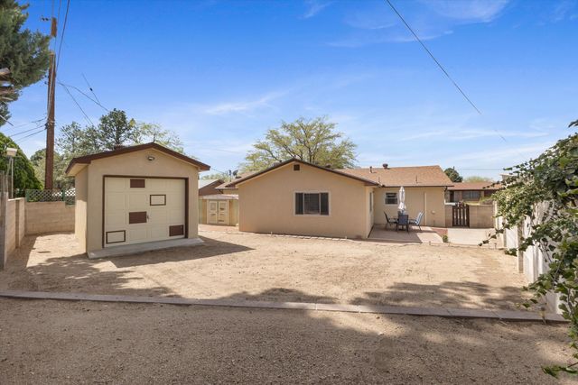 3112 Riviera Place NE, Albuquerque, NM 87111