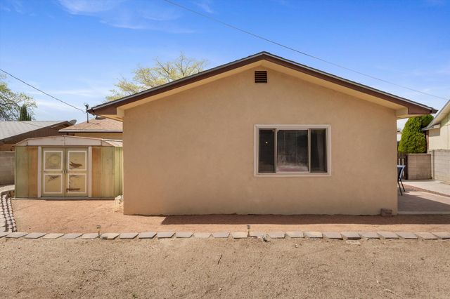 3112 Riviera Place NE, Albuquerque, NM 87111