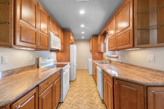 3112 Riviera Place NE, Albuquerque, NM 87111