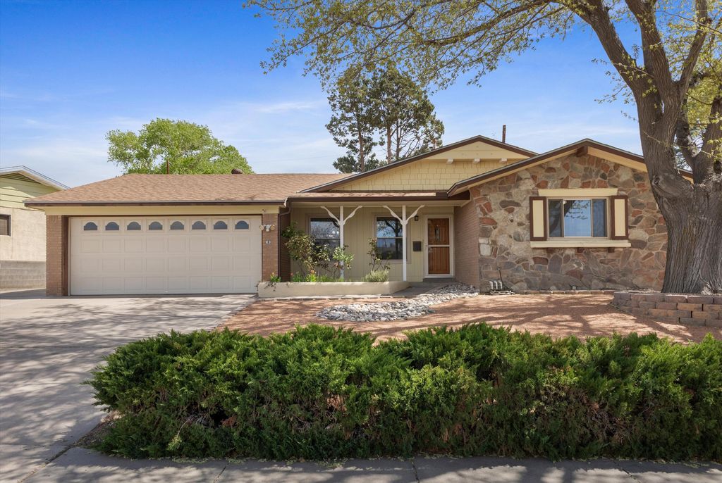 3112 Riviera Place NE, Albuquerque, NM 87111