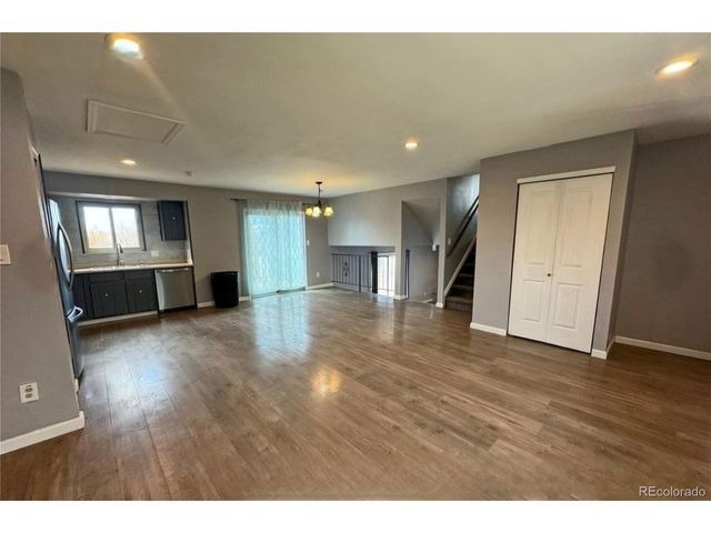 2 BitterWeed, Pueblo, CO 81001