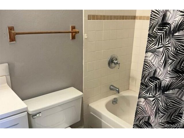 2 BitterWeed, Pueblo, CO 81001