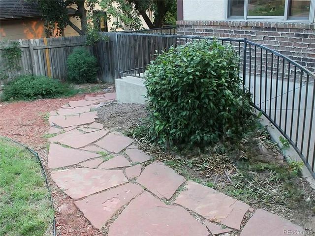 2 BitterWeed, Pueblo, CO 81001