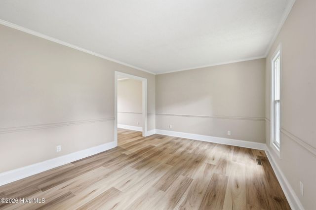 2804 Hodges Road, Kinston, NC 28504