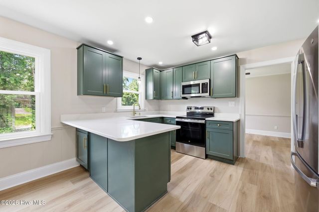 2804 Hodges Road, Kinston, NC 28504