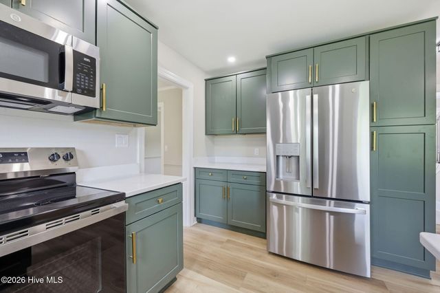 2804 Hodges Road, Kinston, NC 28504