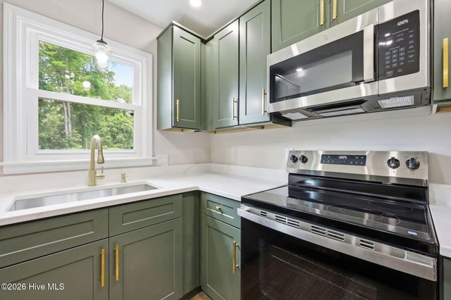 2804 Hodges Road, Kinston, NC 28504