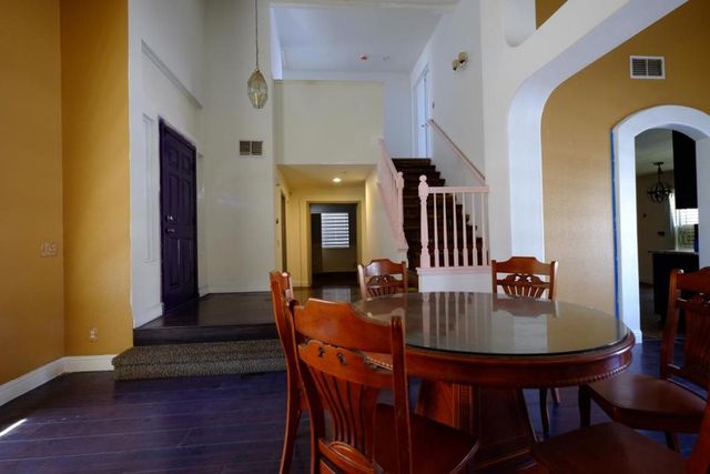 1831 Oakley Court, Stockton, CA 95206