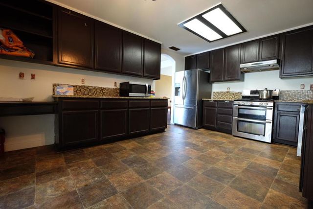 1831 Oakley Court, Stockton, CA 95206