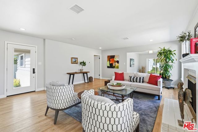 4203 W 141st Street, Hawthorne, CA 90250