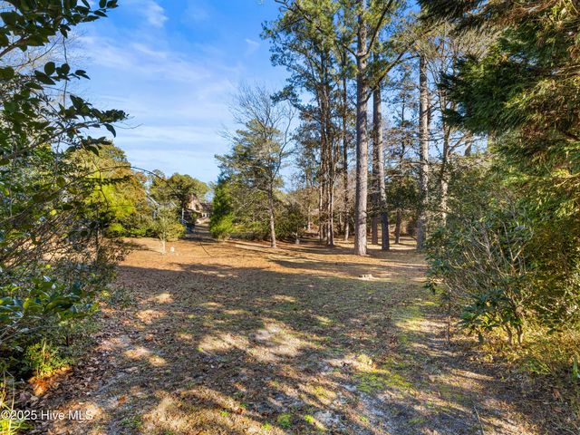 6101 Albatross Drive, New Bern, NC 28560