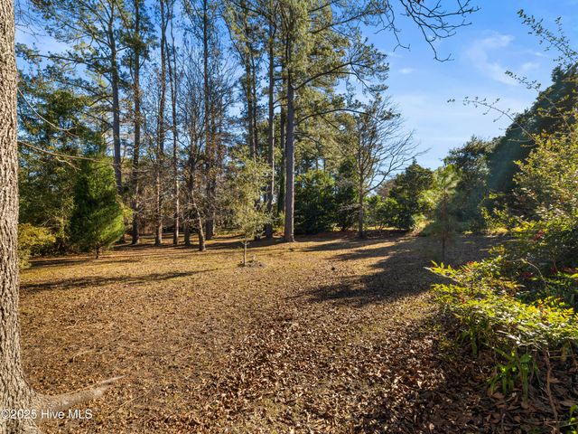 6101 Albatross Drive, New Bern, NC 28560