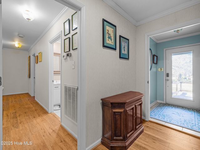 6101 Albatross Drive, New Bern, NC 28560