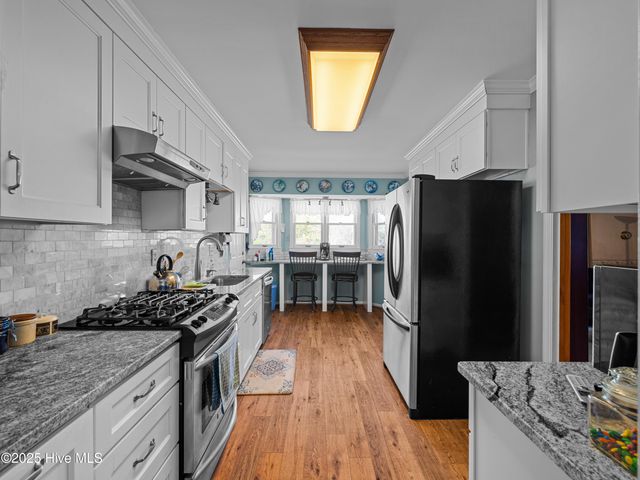 6101 Albatross Drive, New Bern, NC 28560