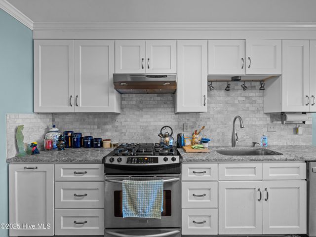 6101 Albatross Drive, New Bern, NC 28560