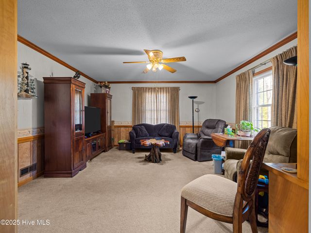 6101 Albatross Drive, New Bern, NC 28560