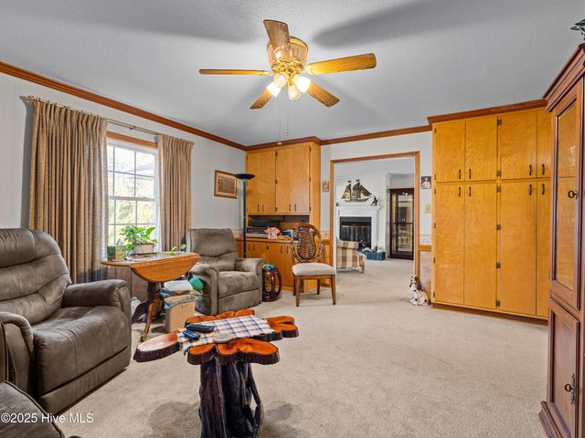 6101 Albatross Drive, New Bern, NC 28560