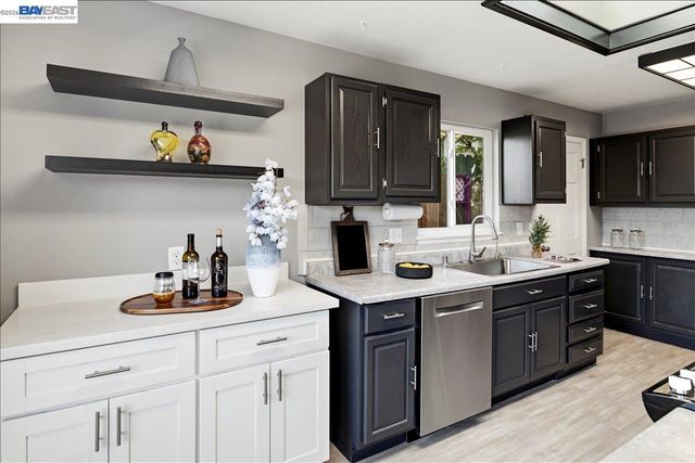 2608 Monte Vista Ave, El Cerrito, CA 94530
