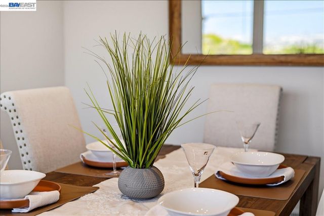2608 Monte Vista Ave, El Cerrito, CA 94530