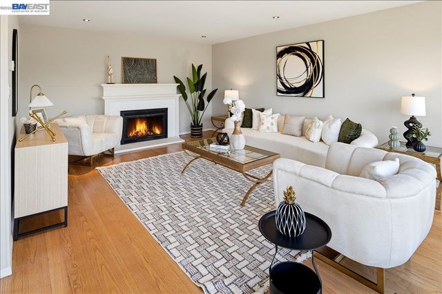2608 Monte Vista Ave, El Cerrito, CA 94530