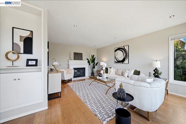 2608 Monte Vista Ave, El Cerrito, CA 94530