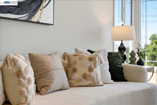 2608 Monte Vista Ave, El Cerrito, CA 94530