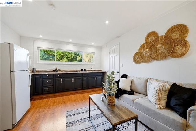 2608 Monte Vista Ave, El Cerrito, CA 94530